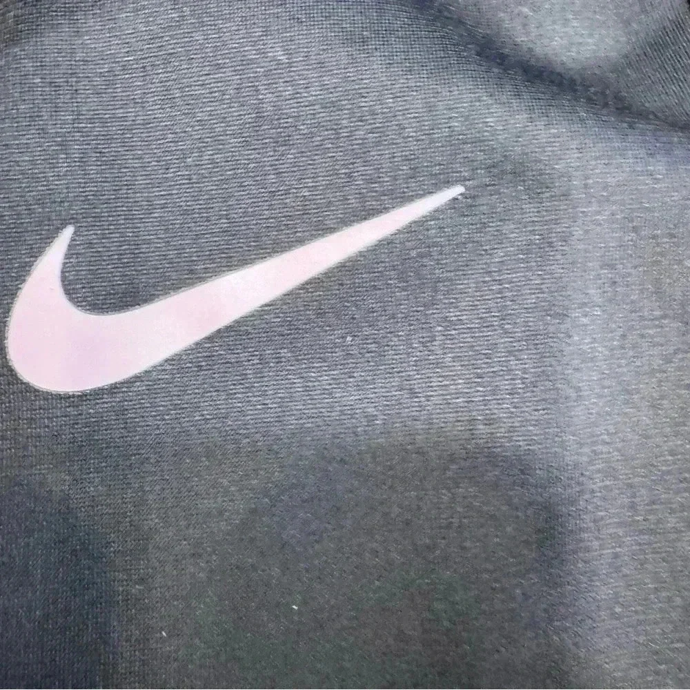 Nike Zip Up Jacket Girls Black and pink Swoosh Ruffle Hem Size 6 (5-6 Yrs)